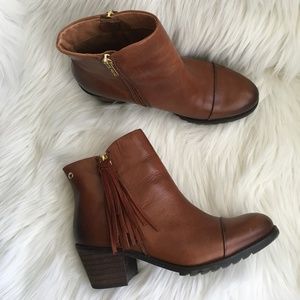 pikolinos andorra leather bootie